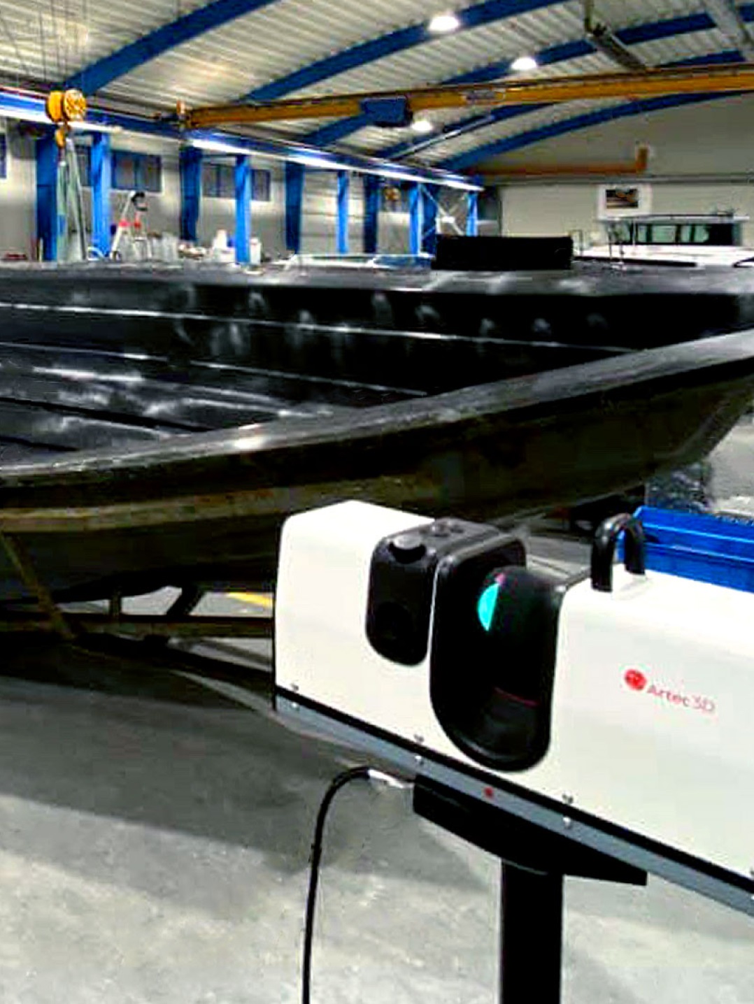 A Dutch designer and builder of high-speed boats uses Artec Ray to create precise 3D models for reverse engineering, facilitating professional boat construction, and ensuring accuracy.
